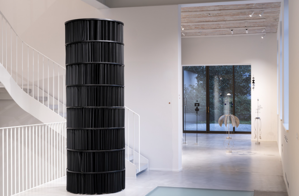 A Milano anche gli artisti riflettono sul tema dell’abitare. Nella nuova residenza di Fondazione Elpis