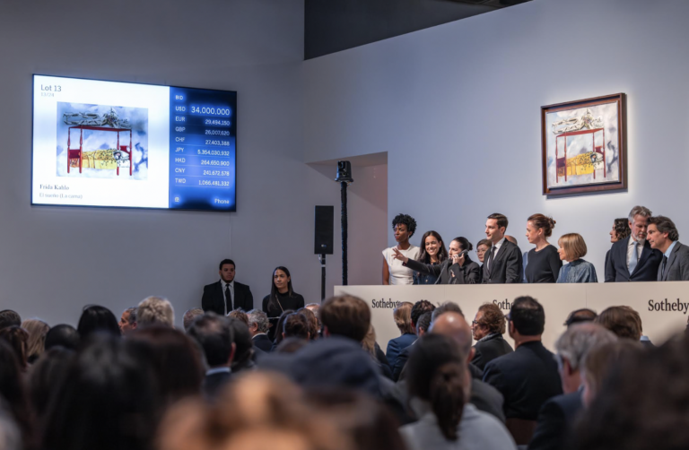 È di Frida Kahlo il record per la più costosa artista donna in asta da Sotheby’s a New York