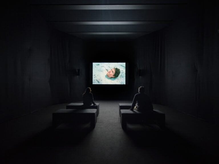 Nan Goldin Stendhal Syndrome, 2024, Veduta dell’installazione, Pirelli HangarBicocca, Milano, 2025, © Nan Goldin, Courtesy l’artista, Gagosian, e Pirelli HangarBicocca, Milano, Foto Agostino Osio