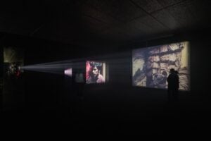 Nell’arte contemporanea c’è sempre più cinema espanso. Spieghiamo di cosa si tratta