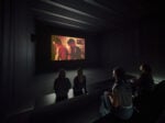 Nan Goldin The Ballad of Sexual Dependency, 1981-2022 Veduta dell’installazione, Pirelli HangarBicocca, Milano, 2025, © Nan Goldin, Courtesy l’artista, Gagosian, e Pirelli HangarBicocca, Milano Foto Agostino Osio