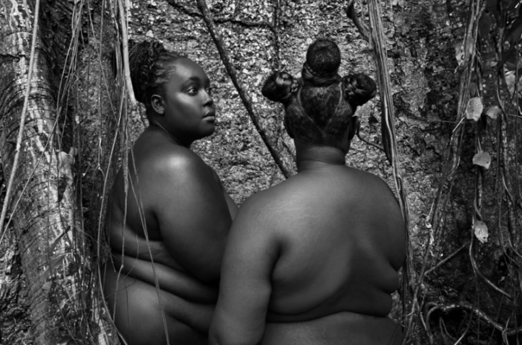 La fotografa Angela Lo Priore e la ribellione alla bellezza stereotipata. Intervista