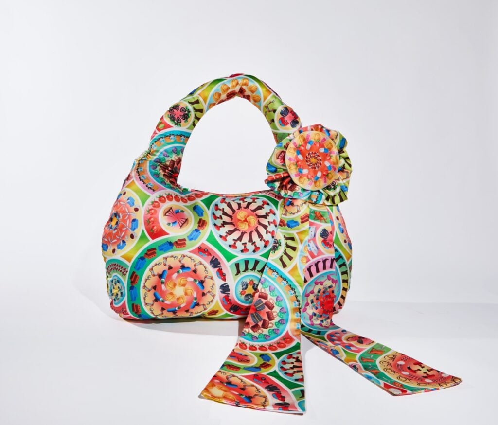 La guida alle idee regalo artistiche ed esperienze culturali per il Natale 2025