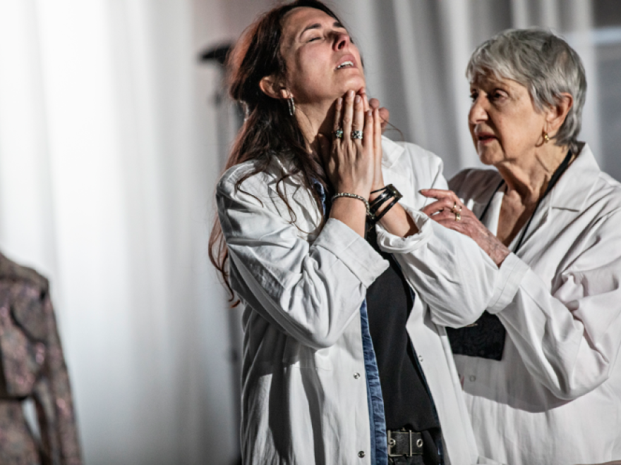 “Lacrima” di Caroline Guiela Nguyen