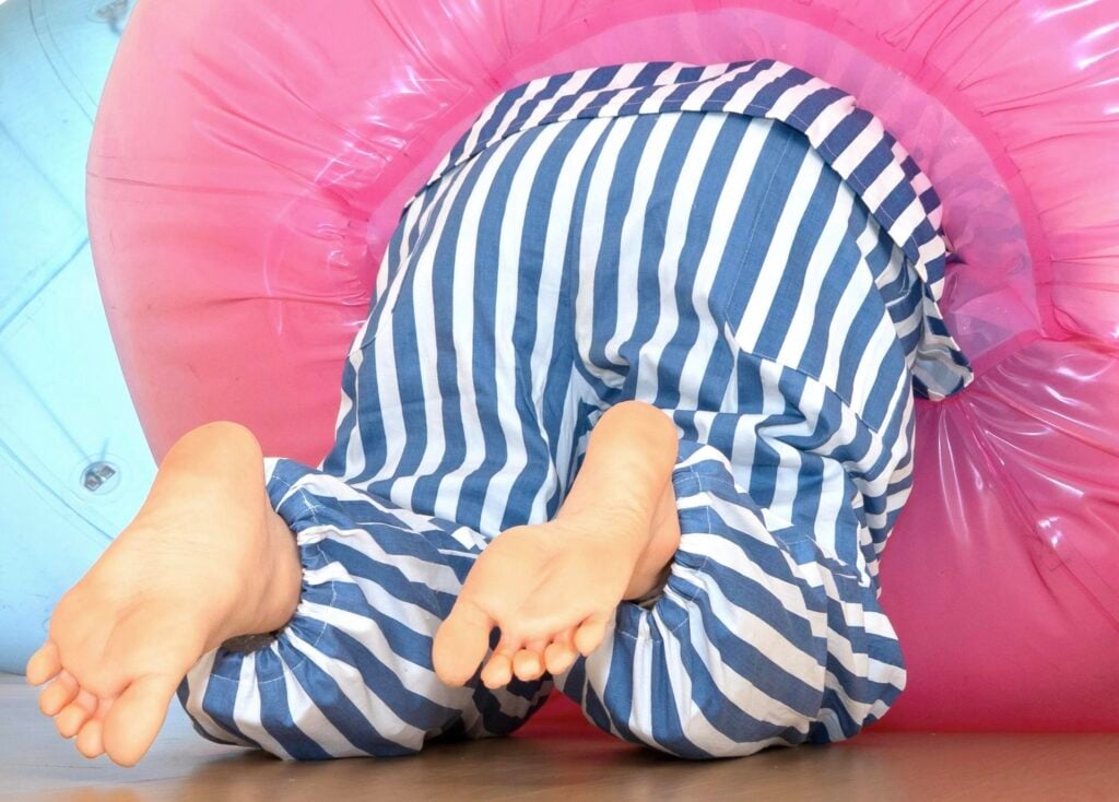 Morbide creature. Le opere di Bao Rong, al confine tra scultura e performance 