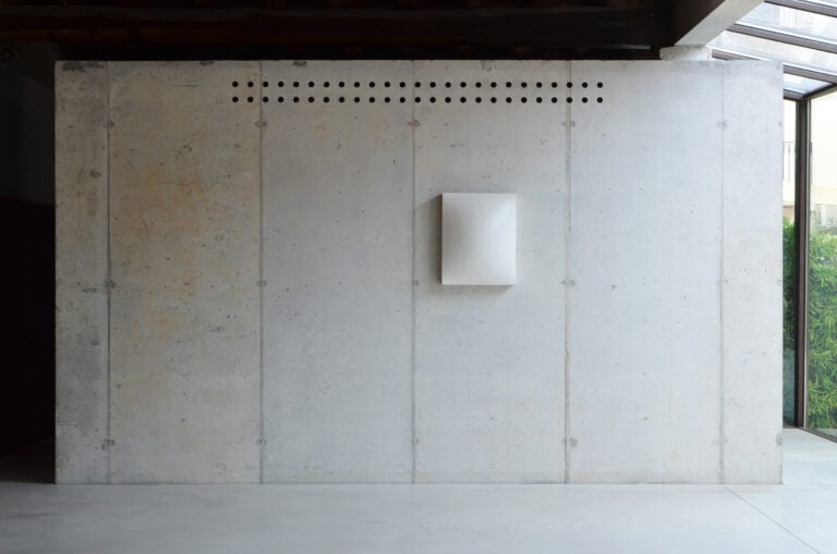 L'opera di Mats Bergquist per la mostra Matermània/Matermanìa ad Atipografia ad Arzignano, installation view