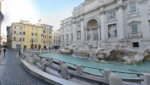No, non ci sarà nessun biglietto per vedere la Fontana di Trevi a Roma (solo per avvicinarsi)