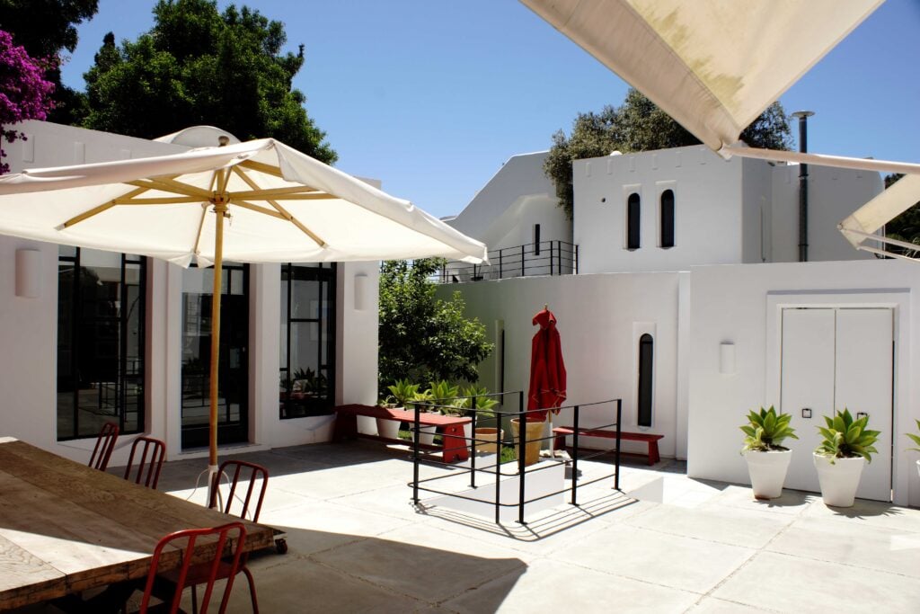 Gli spazi esterni della Fondation pour la Photographie di Tangeri. Crediti Fondation pour la photographie