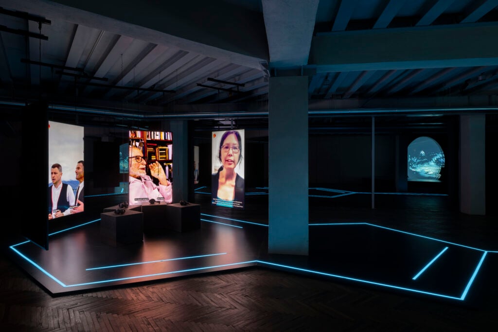 Hito Steyerl, The Island, installation view a Osservatorio Fondazione Prada, Milano, 2025