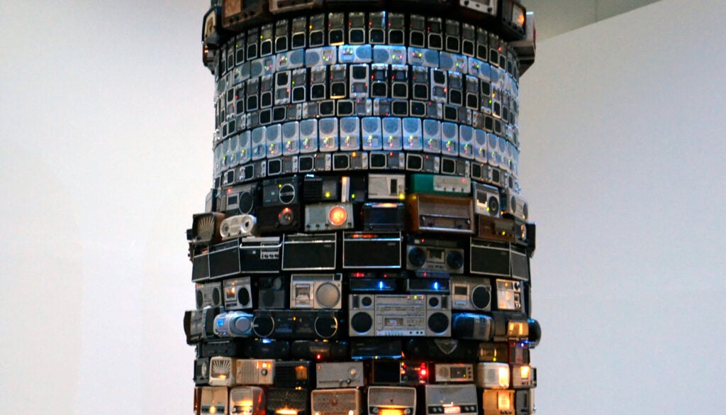 Cildo Meireles Babel (2001) di Marc Wathieu, CC BY 2.0