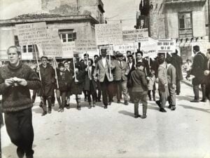 Proteste prima del futuro