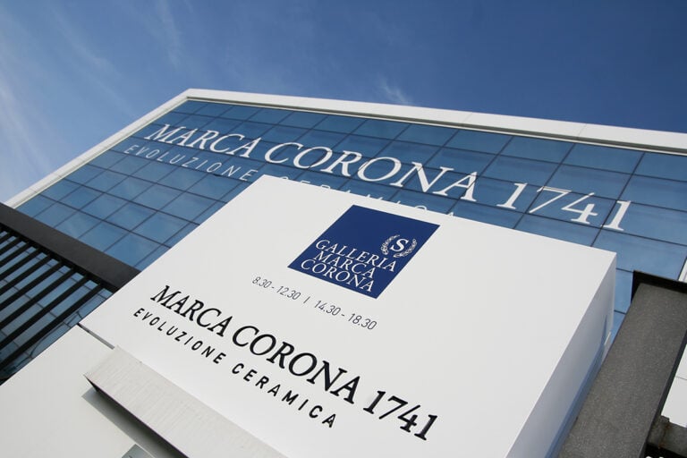 La storia della Galleria Marca Corona a Sassuolo: tre secoli di ceramica tra arte, innovazione e territorio