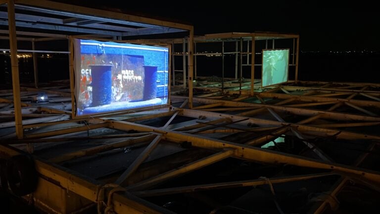 Performance site specific "Le acque che vidi non saranno più le stesse" di GIuseppe Di Liberto, 2025, Taranto, courtesy Archivio RitrovaTa