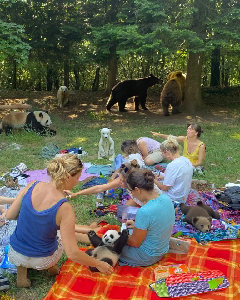 The Glorious Mothers