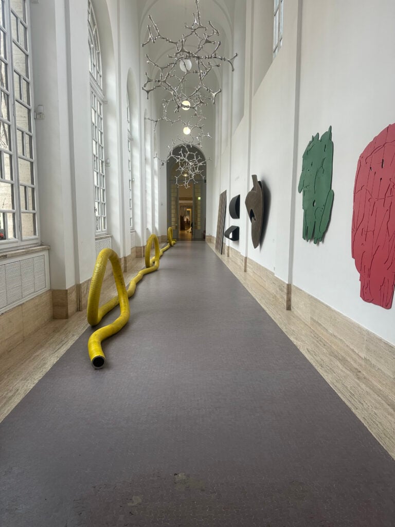 Sala Consagra, nel corridoio di raccordo tra le due ali della GNAMC