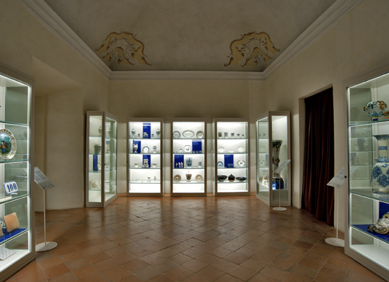 La storia della Galleria Marca Corona a Sassuolo: tre secoli di ceramica tra arte, innovazione e territorio