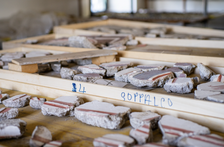 Intelligenza Artificiale etica. A Pompei i robot aiutano gli archeologi a ricomporre gli affreschi