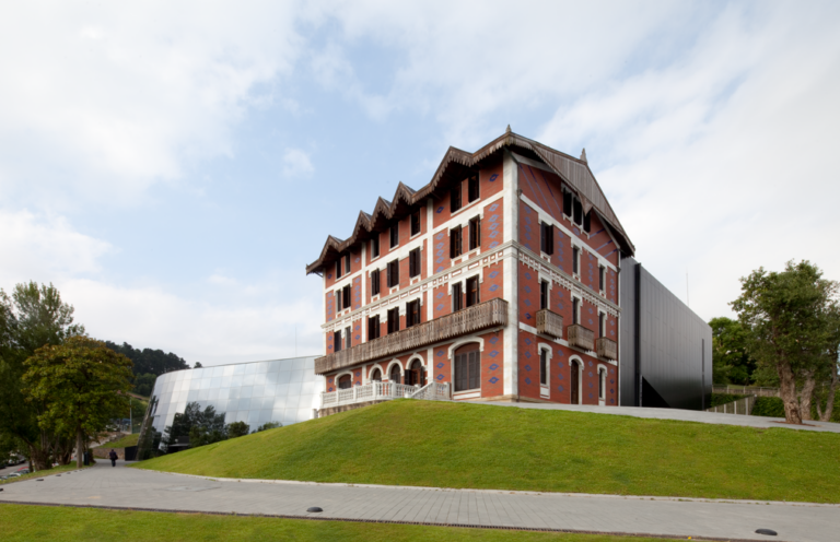 Il Museo Balenciaga a Getaria