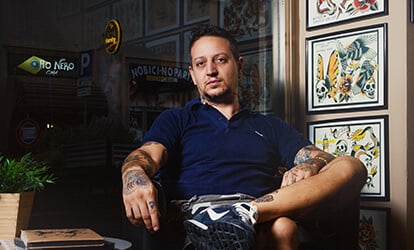 Addio al “padre” del tatuaggio italiano. È morto Gian Maurizio Fercioni