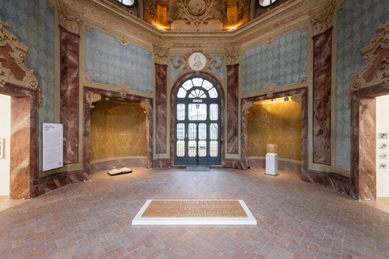 “Abitare il tempo” lontano da Gaza: Taysir Batniji porta in mostra a Modena il dramma della Palestina 