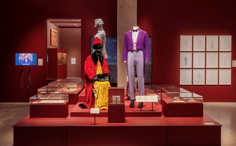 Al Design Museum di Londra la grande mostra che apre al pubblico i favolosi archivi di Wes Anderson