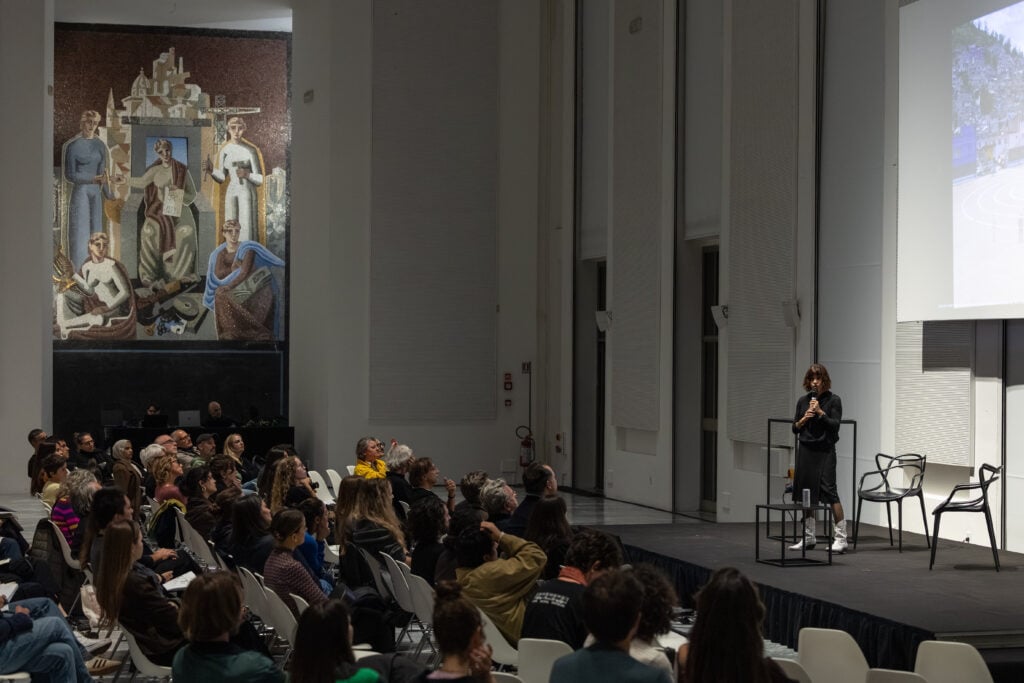 “La scarsità può diventare abbondanza”. Rozana Montiel e l’architettura che mobilita le comunità 