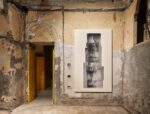 Chi esce entra - A Tribute Exhibition to a Disappearing Building