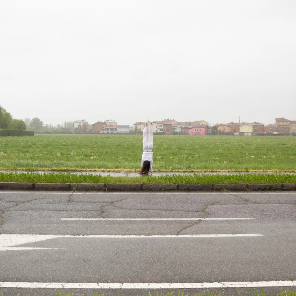 ZU.ART Giardino delle arti, All of a sudden. In foto: Luce Santini, Overturned, 2025