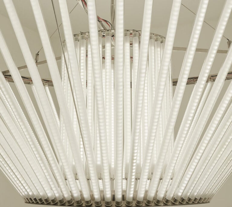 Garage Bentivoglio, Alberto Garutti. Temporali