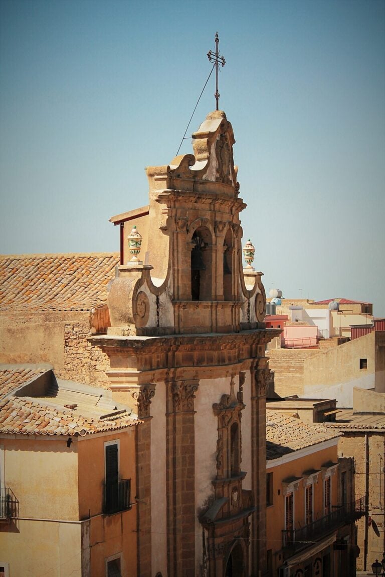 Storia, arte, cultura e patrimonio di Niscemi, la citt&agrave; minacciata dalla frana in Sicilia