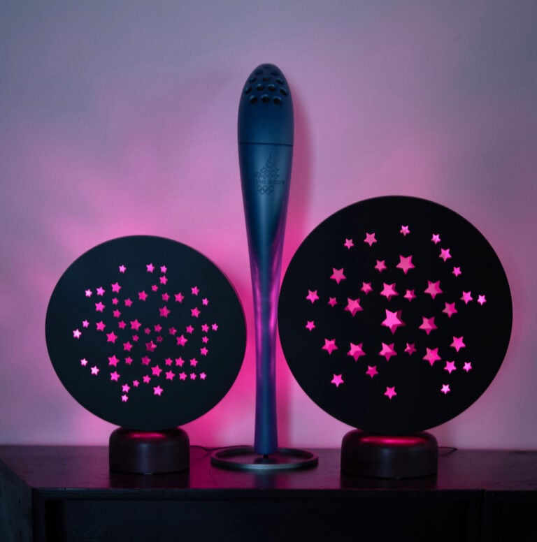 Cortina di Stelle, Braillight Eclissi (Raccontami e Il giorno del ritorno) di Fulvio Morella con la Fiaccola Olimpica 2006