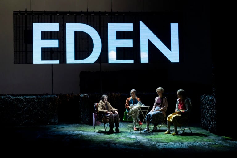 Escaped alone. Ph: Masiar Pasquali