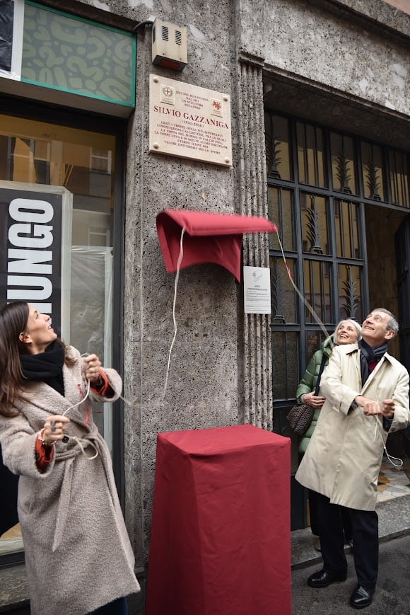 A Milano una targa celebra il luogo di nascita della Coppa del mondo FIFA