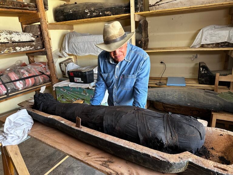 Il film &ldquo;The Man with the Hat" dedicato a Zahi Hawass