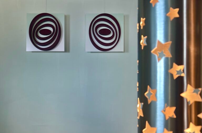 Installation view Cortina di Stelle, Ludi e Braillight, Fulvio Morella Courtesy l'artista, Cramum