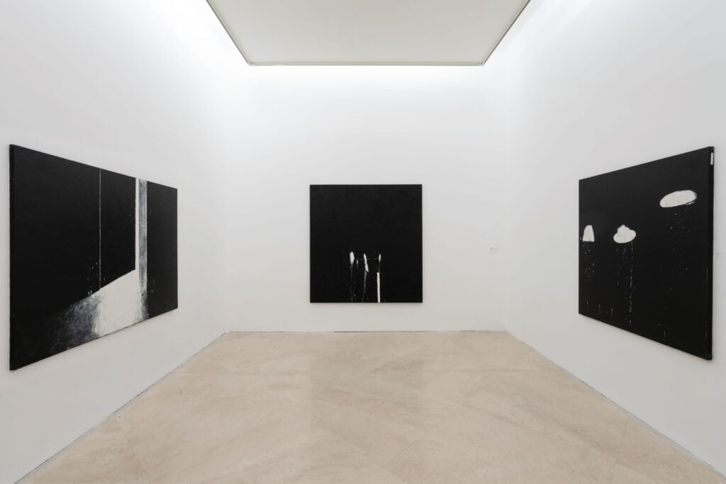 Pietro Lista, In controluce, 2025, installation view, Museo Madre, Napoli. Photo Amedeo Benestante