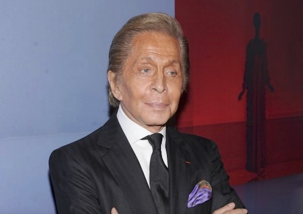 È morto a 94 anni lo stilista Valentino Garavani, l’ultimo couturier italiano amato dall’alta società 