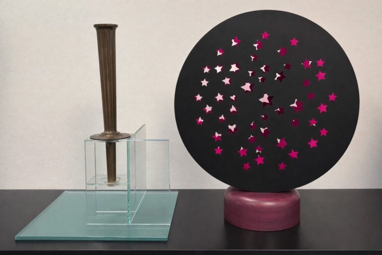 Torcia Olimpica del 1960 con Braillight Eclissi - I limiti non esistono di Fulvio Morella, Legno di Amaranto acciaio braille stellato, courtesy l'artista, Cramum