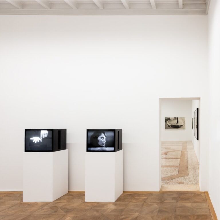 Valie Export e Ketty La Rocca, Body sign, installation view at Ropac, Milano, 2025. Photo Roberto Marossi