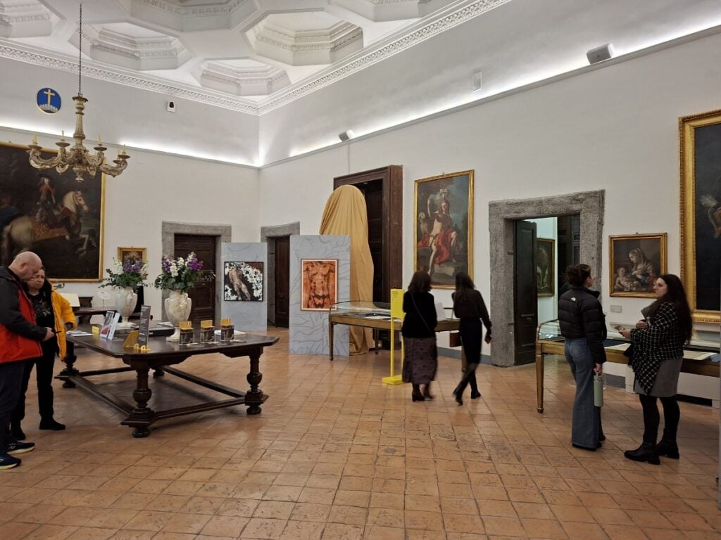 I premi d&rsquo;arte previsti per l&rsquo;inverno 2026. Comel, Pannaggi, WineWise, Matteo Olivero, Bai Yu Art Foundation