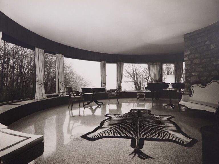 Bruno Fedrigolli, Il salotto circolare di Villa Lorenzotti, 1965, Brescia. Courtesy Eredi Fedrigolli