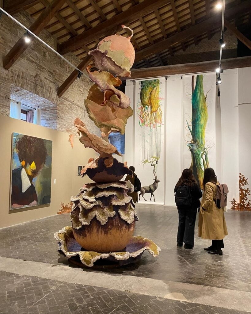 I premi d&rsquo;arte previsti per l&rsquo;inverno 2026. Comel, Pannaggi, WineWise, Matteo Olivero, Bai Yu Art Foundation