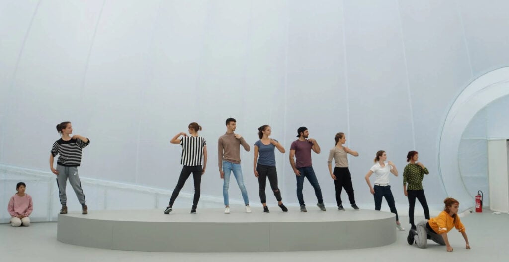 Corpi addestrati, territori forzati. Le Olimpiadi di Milano Cortina 2026 come dispositivo culturale 