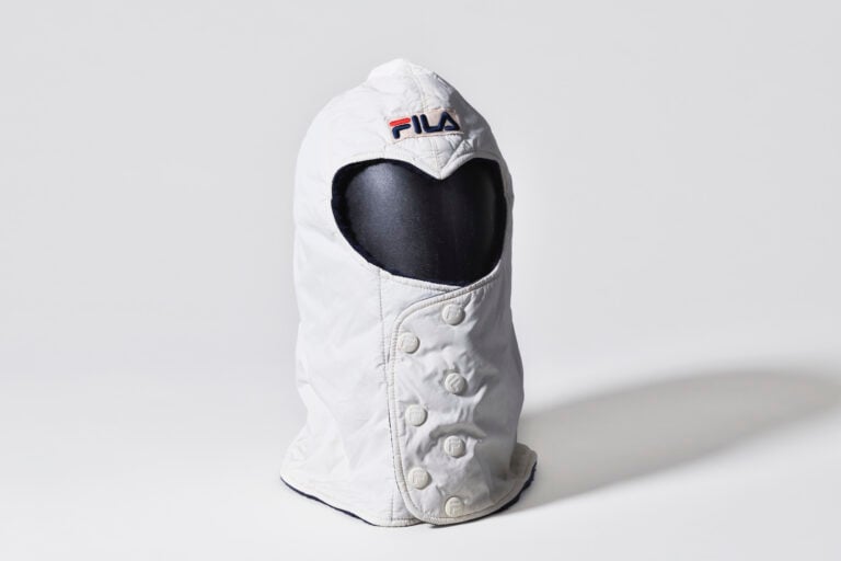 Balaclava Reinhold Messner. Fila, 1978Ph. Michele Nastasi