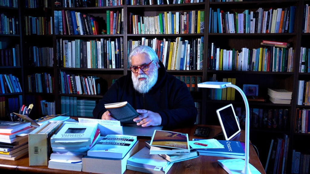 Provincia Cosmica. Intervista a Davide Maria Coltro, il pioniere dell’arte digitale che vive sul Lago Maggiore