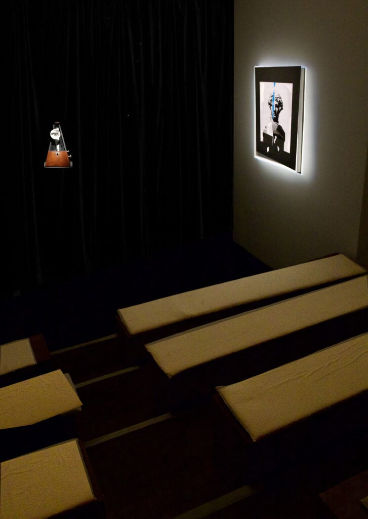 I quadri ci guardano? Installation view, Galleria L'Attico, Roma, 2026