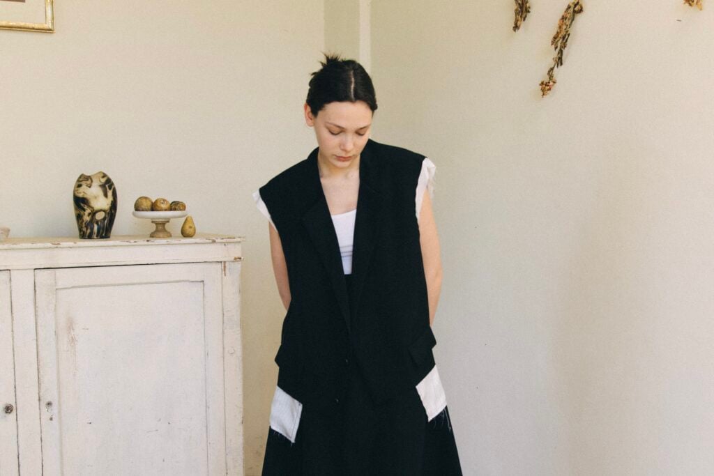 “Il lusso oggi è poter scegliere da che parte stare”. Parla lo stilista Niccolò Chiuppesi