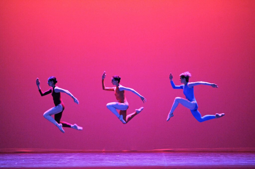 La danzatrice e coreografa italiana Susanna Egri compie 100 anni e festeggia sul palcoscenico&nbsp;