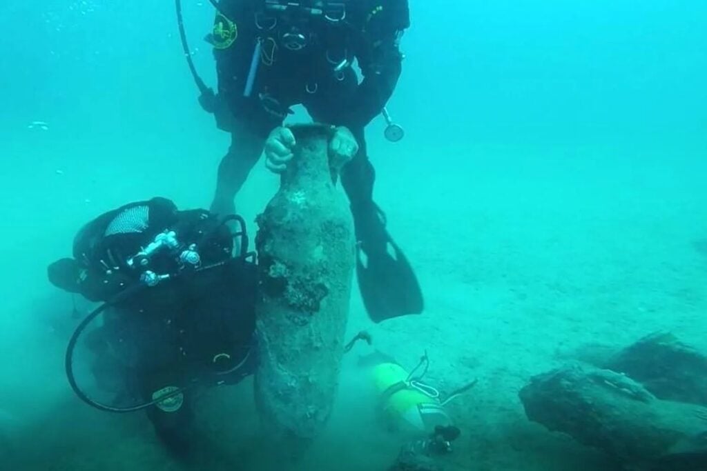 La scoperta del relitto di una grande nave romana al largo di Gallipoli