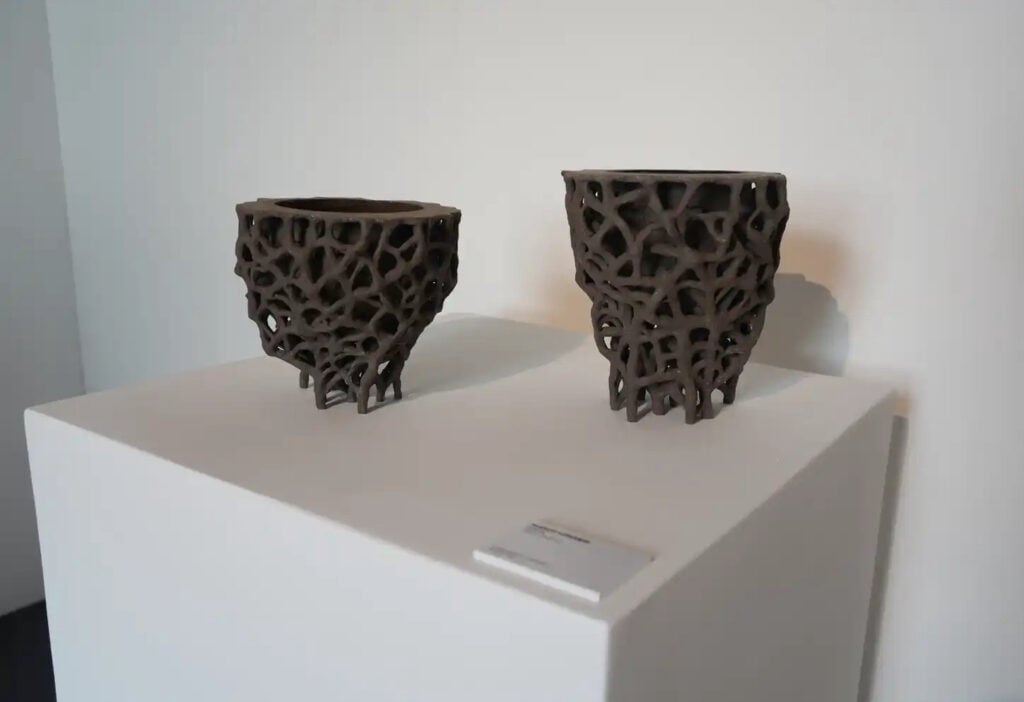 Marco Lonardi, Fonte (Premio Categoria Giovani), 2025, Palazzo Punzi, Vietri sul Mare, Italia, Courtesy Rita Raimondi